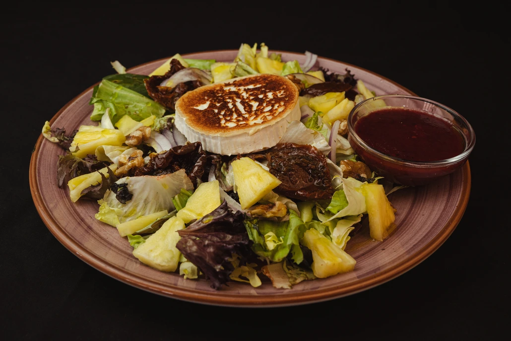 ENSALADA DE QUESO DE CABRA