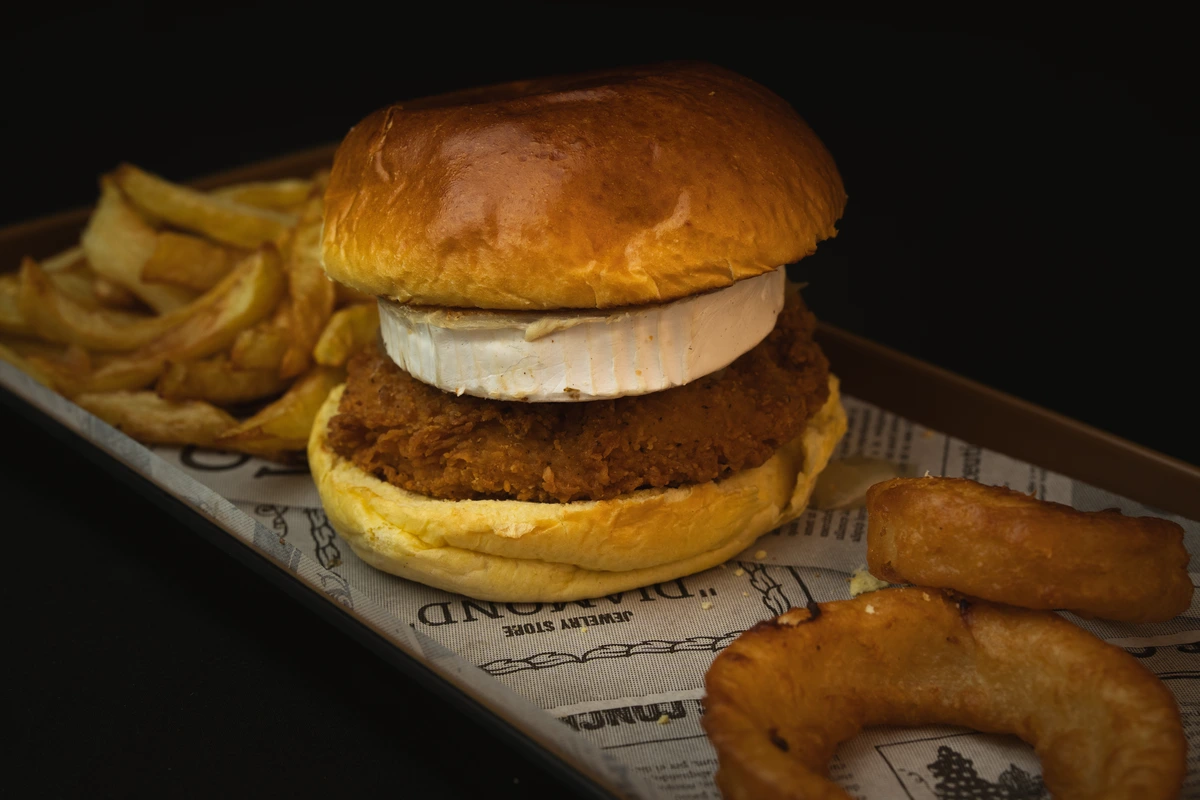 BURGER POLLO CABRA